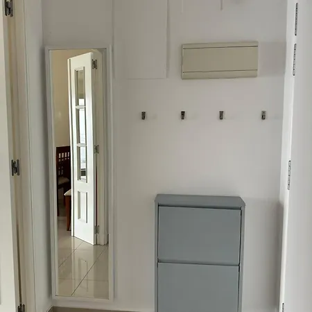 Apartment Dos Dormitorios, Con Vista Al Mar Y A Pocos Pasos De La Playa